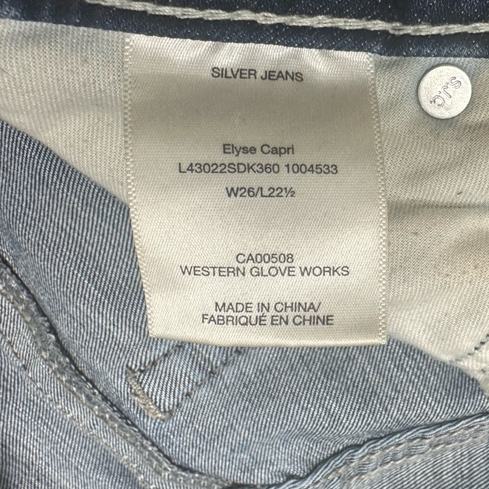 Silver Jeans Co Elyse Capri - image 3